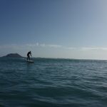 SUP-Wellenreiten auf Fuerteventura (Foto: T. Jasper)