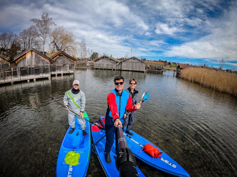 Gemeinsam auf SUP-Tour am Staffelsee (Foto: T. Pfannkuch)